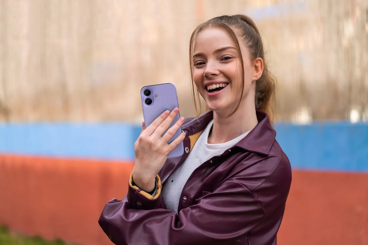واقي عدسات ليفيلو LucentDuo لآيفون 17 – تفاصيل المنتج والعبوة
