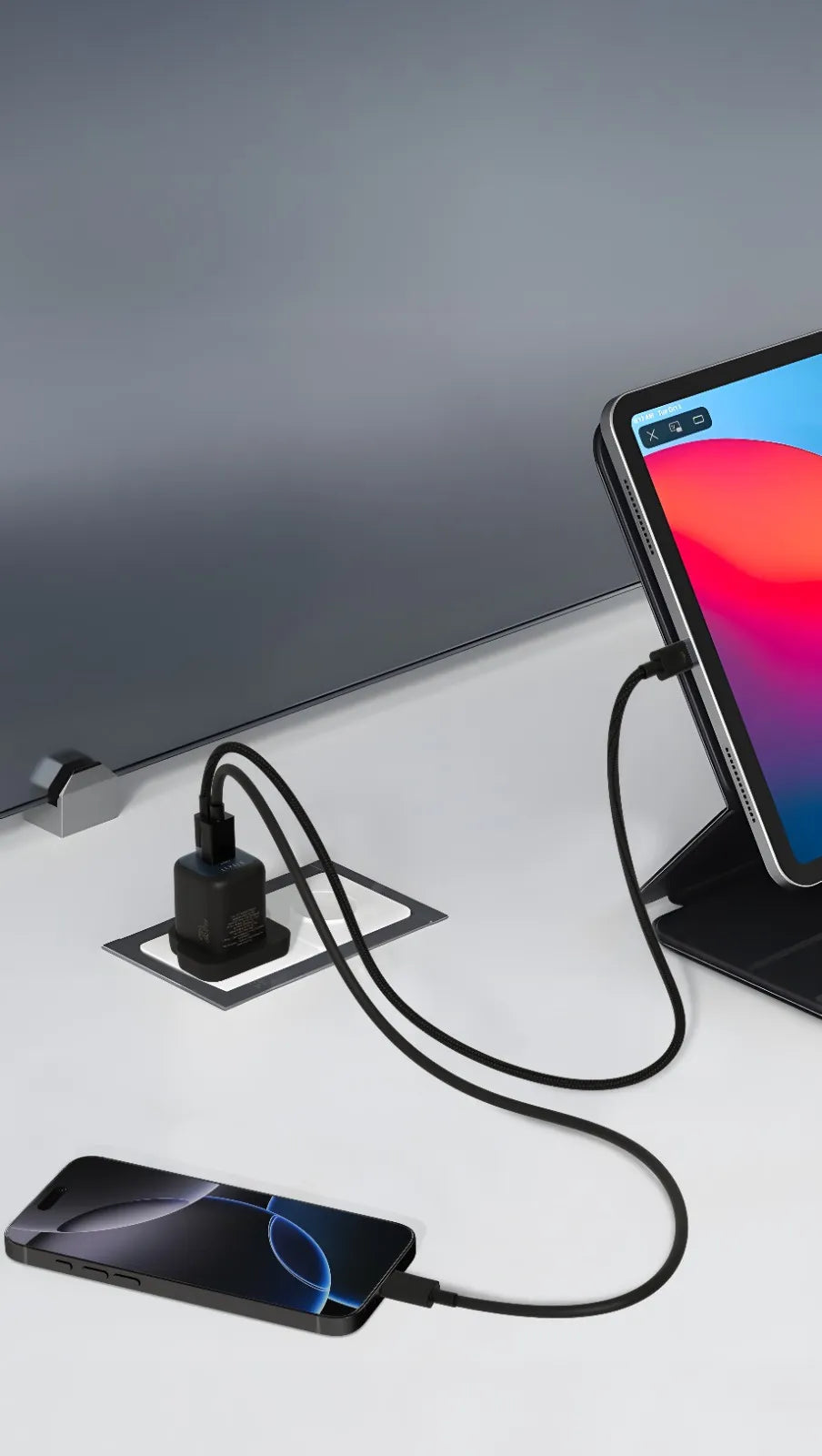 شاحن ليفيلو Vero GaN ‏20 واط بقابس بريطاني مع كابل USB-C إلى USB-C – تفاصيل المنتج والعبوة