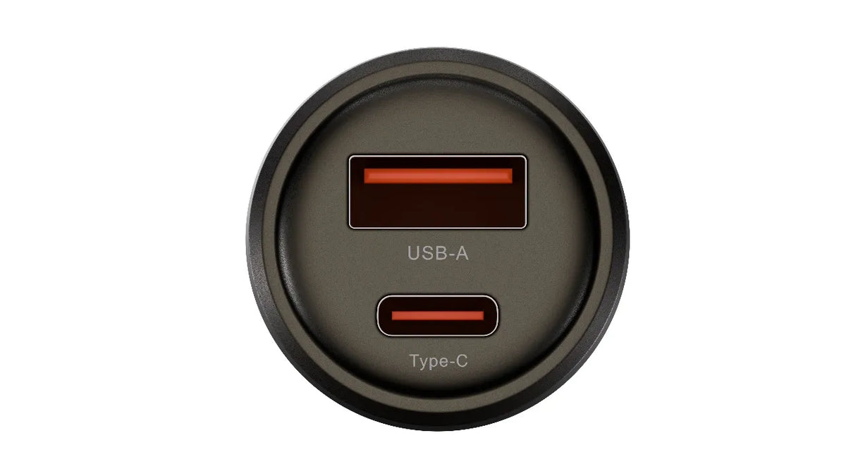 شاحن سيارة ليفيلو Nori Mini بمنفذين وإجمالي 60 واط مع كابل USB-C إلى USB-C – تفاصيل المنتج والعبوة