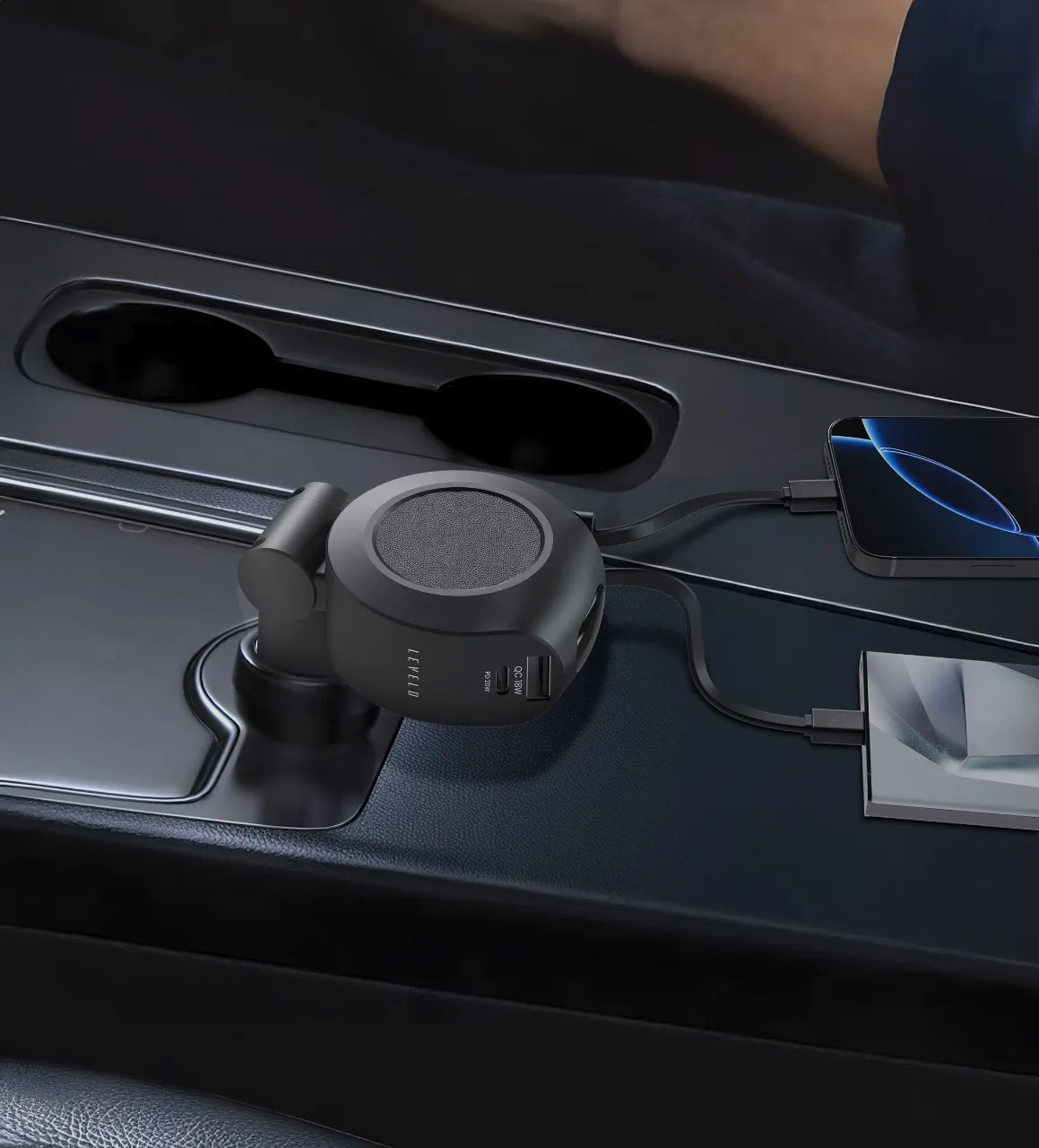 شاحن سيارة ليفيلو Orbis ‏4 في 1 بكابلي USB-C قابلين للسحب – أسود – تفاصيل المنتج والعبوة