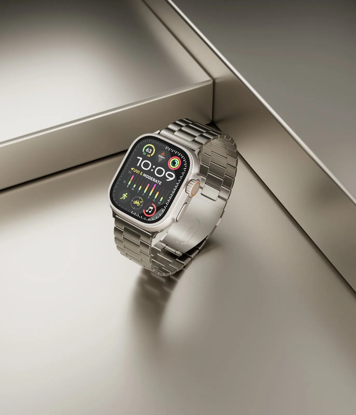 سوار معدني ليفيلو Monet لساعة Apple Watch ‏49 مم – تفاصيل المنتج والعبوة