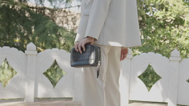 تحميل الفيديو: عرض حقيبة ليفيلو Pochette؛ المحتويات غير مشمولة
