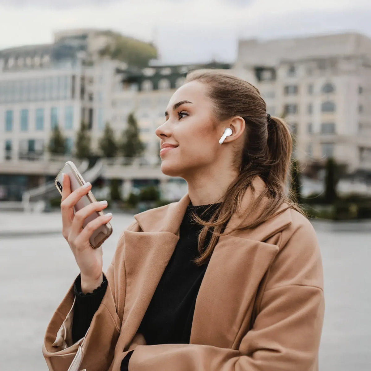 Green Lion Osaka True Wireless Earbuds - White