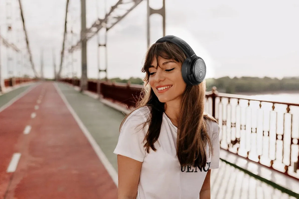 Green Lion SOUNDFLEX 2-in-1 Headphonesand Speaker - Black