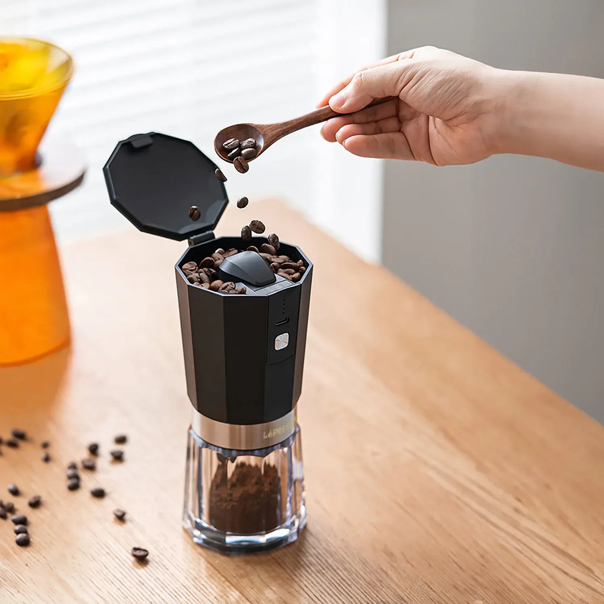LePresso Cordless Burr Grinder with High Precision Grinding Black – image 3