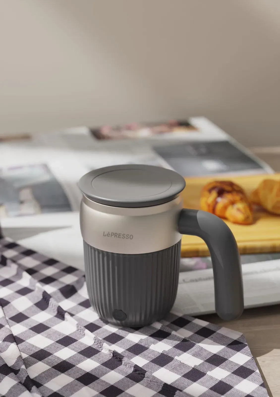 LePresso Auto Magnetic Stirring Mug 450ml Gray – image 11
