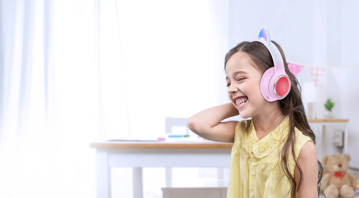 Green Lion GL-400 Kids Wireless Head Phone - Pink – image 1