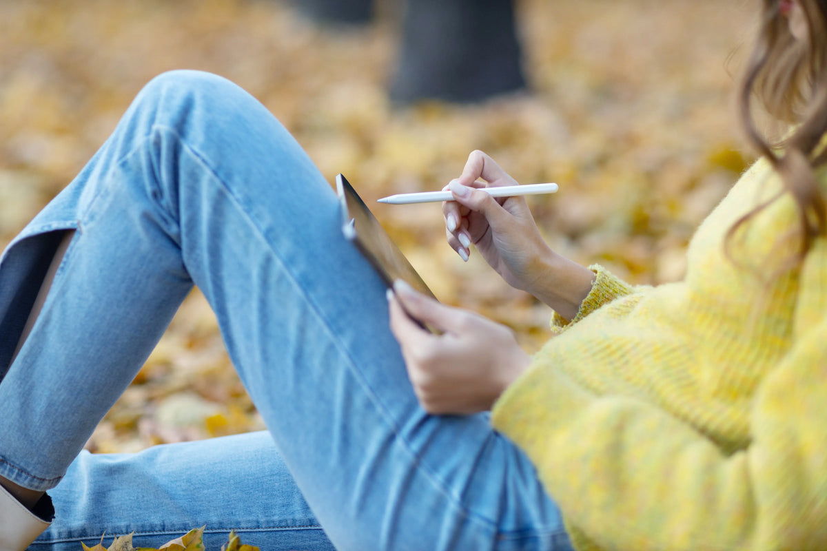 Powerology Pencil Pro(2018-2022 i Pad Models) - White – image 1
