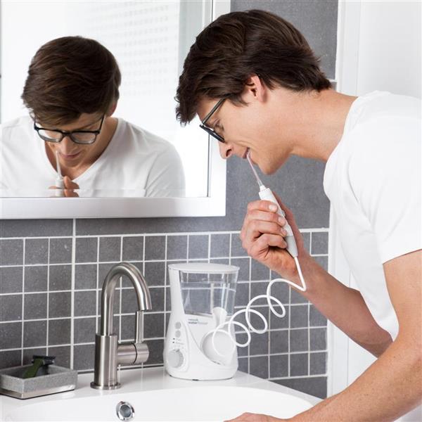 خيط مائي Aquarius® الأبيض | Waterpik Aquarius® Water Flosser – WP660ME | صورة المنتج 3 / Product image 3